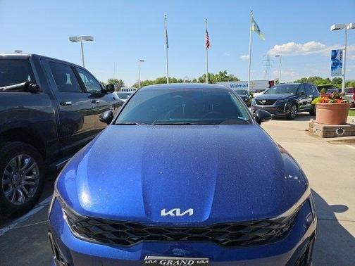2025 Kia K5 GT-Line