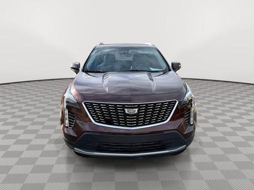 2022 Cadillac XT4 Premium Luxury