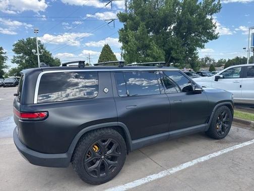 2023 Rivian R1S Adventure Quad Motor Large Pack