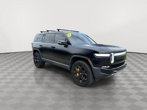 2023 Rivian R1S Adventure Quad Motor Large Pack