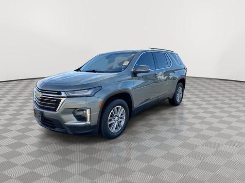 2022 Chevrolet Traverse LT Leather