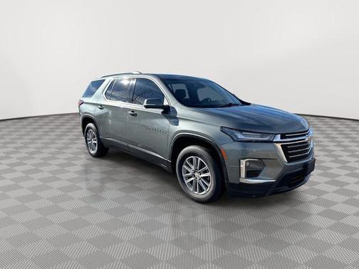 2022 Chevrolet Traverse LT Leather