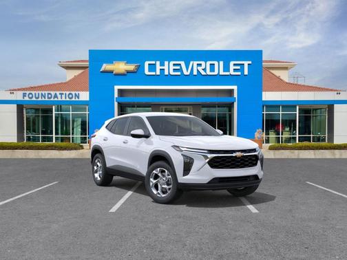 2025 Chevrolet Trax LS