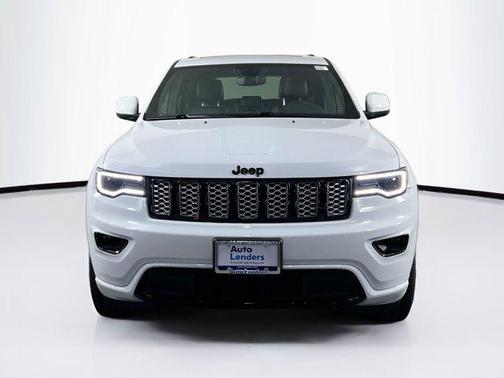 2022 Jeep Grand Cherokee Laredo