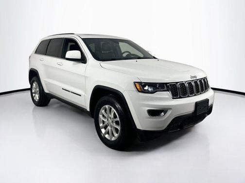 2022 Jeep Grand Cherokee Laredo