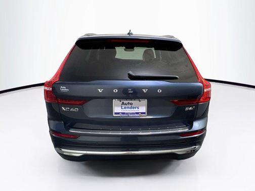 2022 Volvo XC60 B6 Inscription
