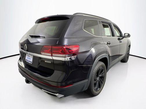 2022 Volkswagen Atlas 3.6L SE w/Technology
