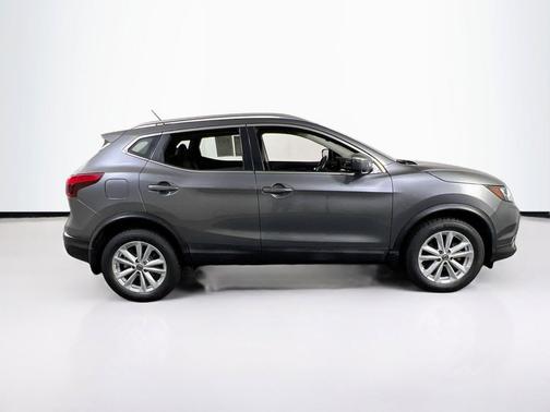 Gun Metallic 2019 Nissan Rogue Sport SV