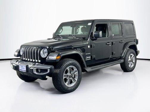 Black Clearcoat 2023 Jeep Wrangler 4-Door Sahara 4x4