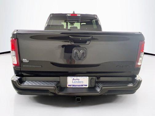 Diamond Black Crystal Pearlcoat 2023 RAM 1500 Big Horn/Lone Star
