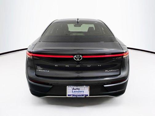 2023 Toyota Crown Platinum