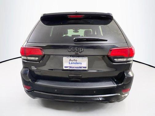 2022 Jeep Grand Cherokee Laredo