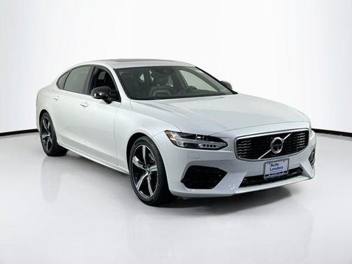 2020 Volvo S90 Recharge Plug-In Hybrid T8 R-Design