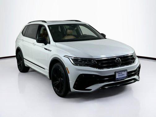 2023 Volkswagen Tiguan 2.0T SE R-Line Black 4MOTION
