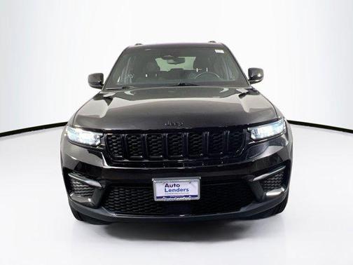 2022 Jeep Grand Cherokee Altitude