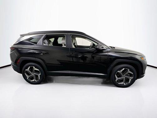 Phantom Black 2023 Hyundai TUCSON SEL