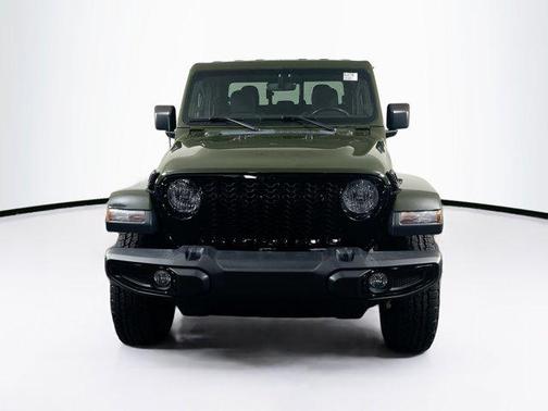 2022 Jeep Gladiator Willys 4x4