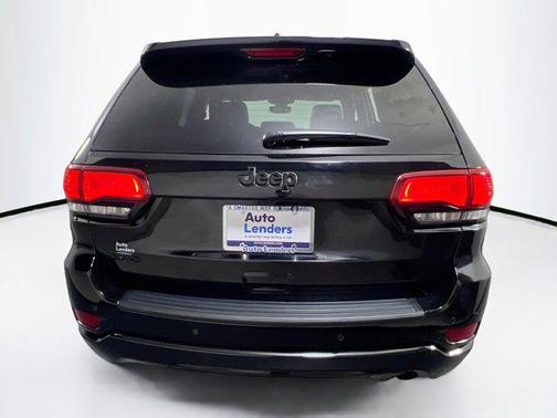 2022 Jeep Grand Cherokee Laredo