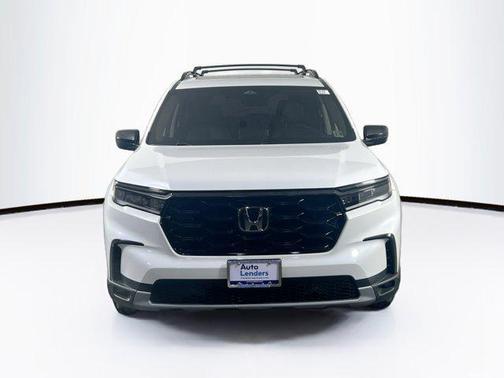 2023 Honda Pilot Touring 8-Passenger