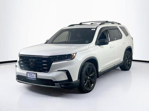 2023 Honda Pilot Touring 8-Passenger