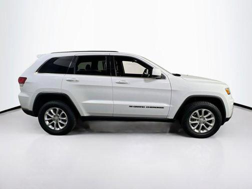 2022 Jeep Grand Cherokee Laredo