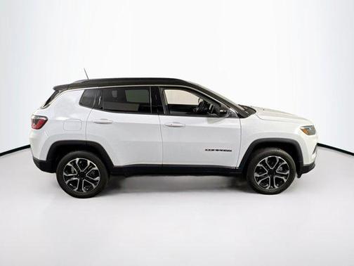Bright White Clearcoat 2022 Jeep Compass Limited