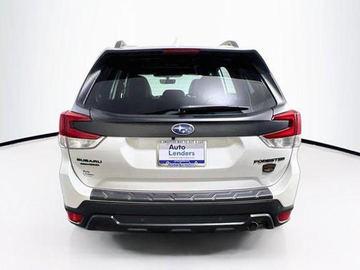 Crystal White Pearl 2023 Subaru Forester Wilderness