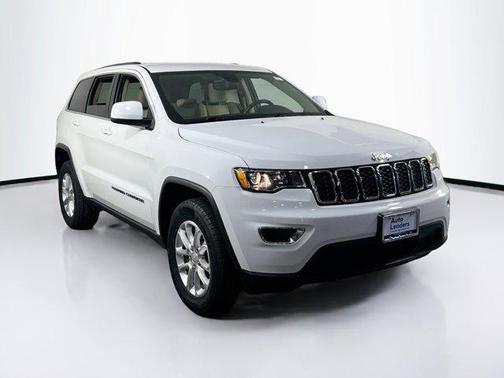 2022 Jeep Grand Cherokee Laredo