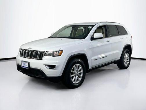 2022 Jeep Grand Cherokee Laredo