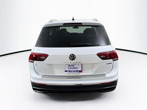 Opal White Pearl 2023 Volkswagen Tiguan 2.0T SE 4MOTION