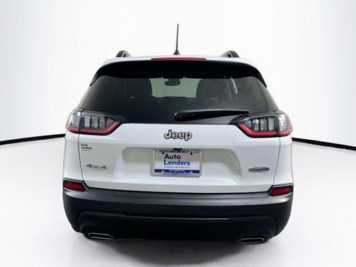 2022 Jeep Cherokee Latitude Lux