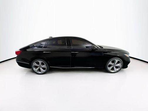 2018 Honda Accord Touring 2.0T