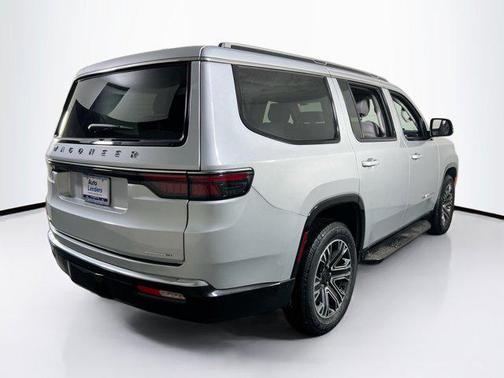 2022 Jeep Wagoneer Series III 4x4