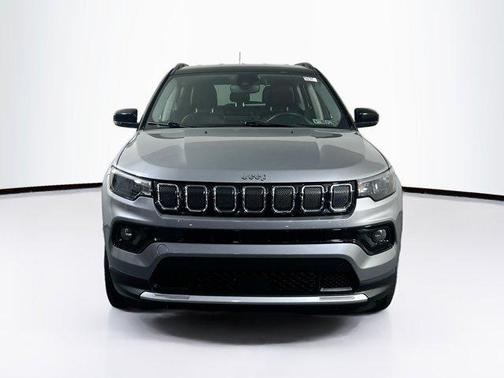 Billet Silver Metallic Clearcoat 2022 Jeep Compass Limited
