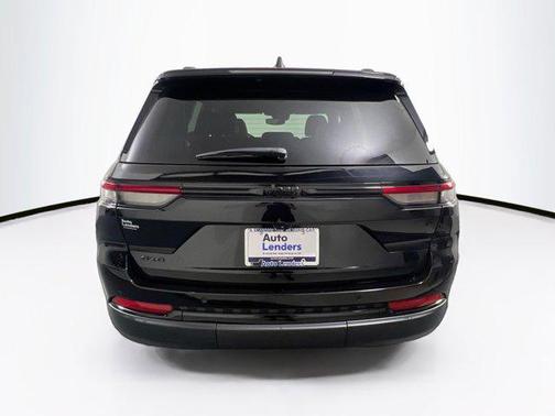 2022 Jeep Grand Cherokee Altitude