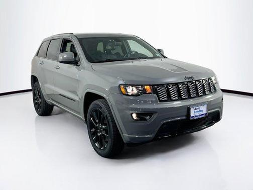 2022 Jeep Grand Cherokee Laredo