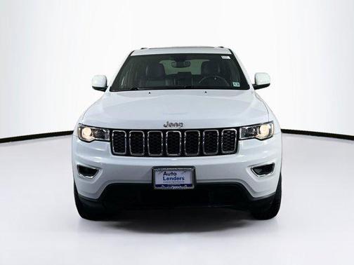 2022 Jeep Grand Cherokee Laredo