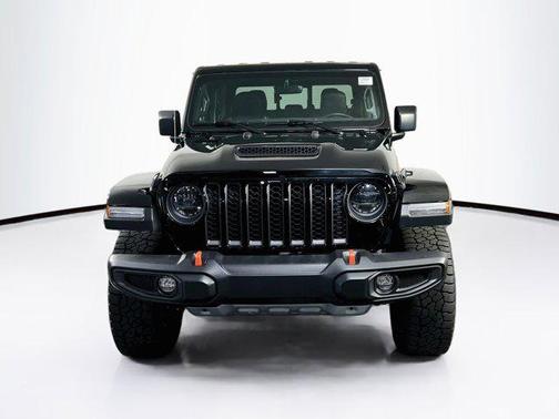 Black Clearcoat 2023 Jeep Gladiator Mojave 4x4