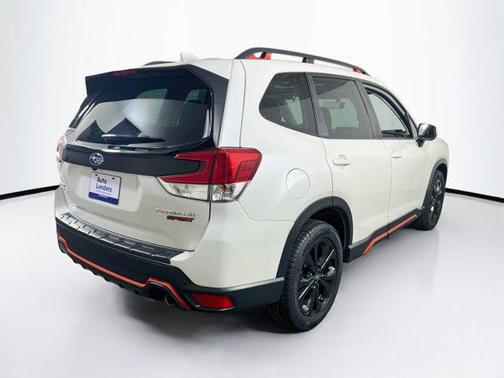 Crystal White Pearl 2023 Subaru Forester Sport