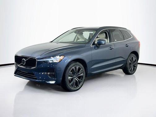2022 Volvo XC60 B5 Momentum