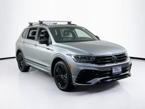 2022 Volkswagen Tiguan 2.0T SE R-Line Black 4MOTION