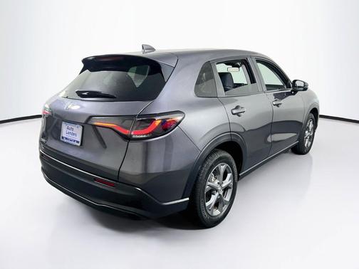 Modern Steel Metallic 2026 Honda HR-V LX