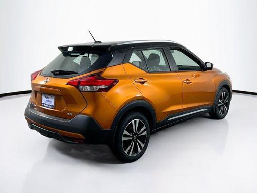 2019 Nissan Kicks SR