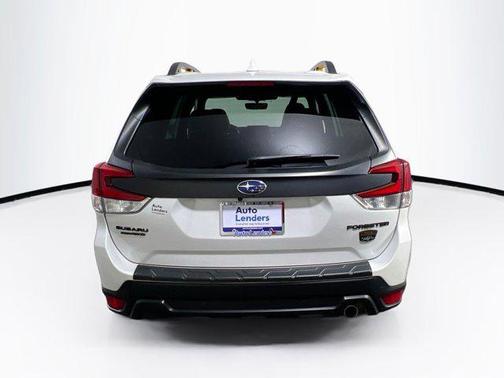 Crystal White Pearl 2022 Subaru Forester Wilderness