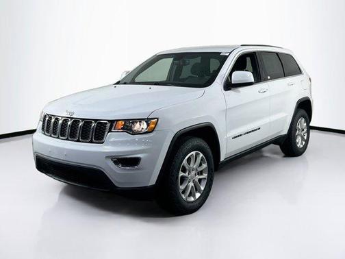 2022 Jeep Grand Cherokee Laredo