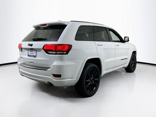 2021 Jeep Grand Cherokee Laredo