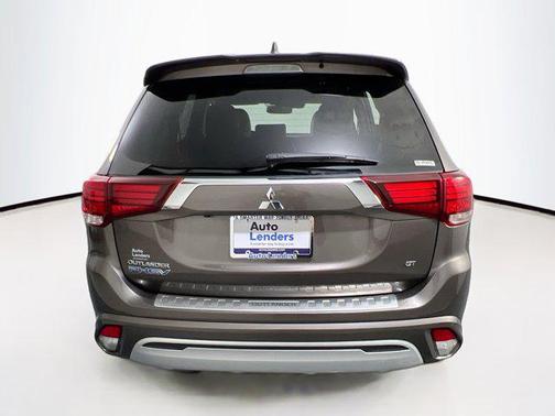 2022 Mitsubishi Outlander PHEV GT