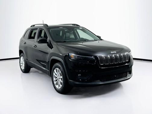 Diamond Black Crystal Pearlcoat 2022 Jeep Cherokee Latitude Lux