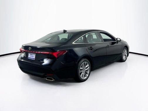2019 Toyota Avalon XLE