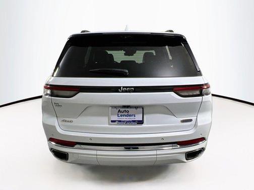 2022 Jeep Grand Cherokee Overland